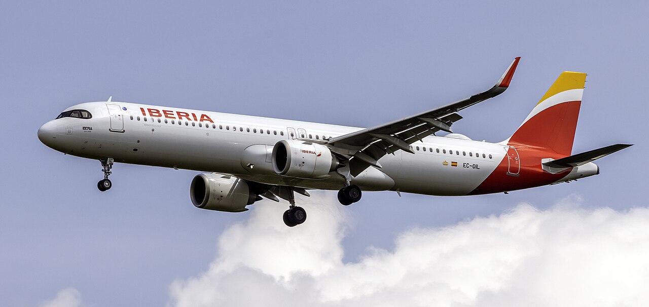 Photographie — A321XLR d'Iberia en approche à Washington-Dulles, 2025